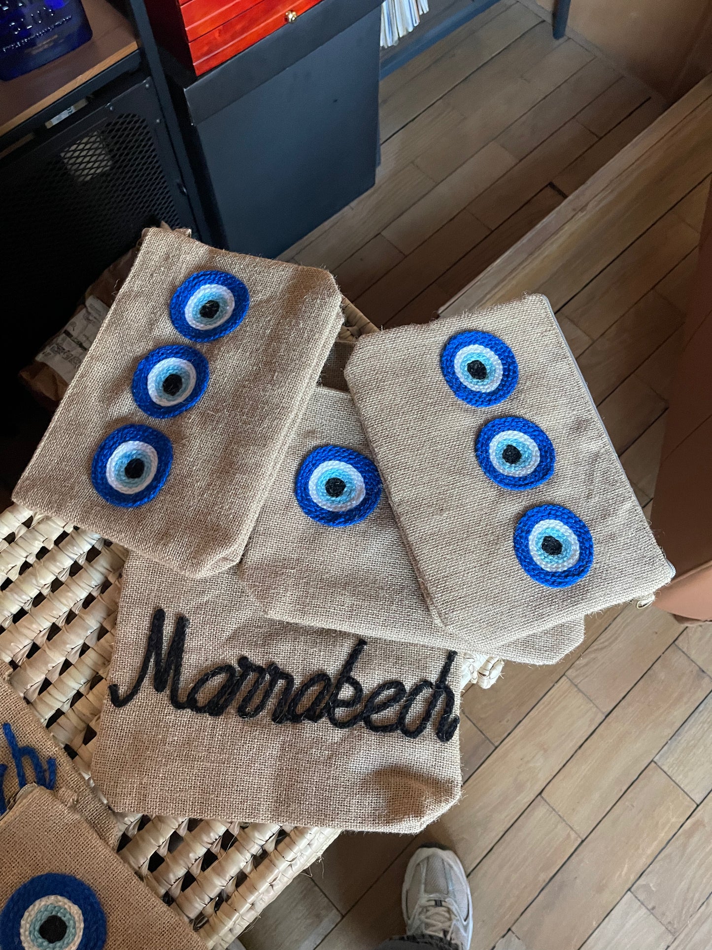 Trousse en Toile de Jute a Motifs