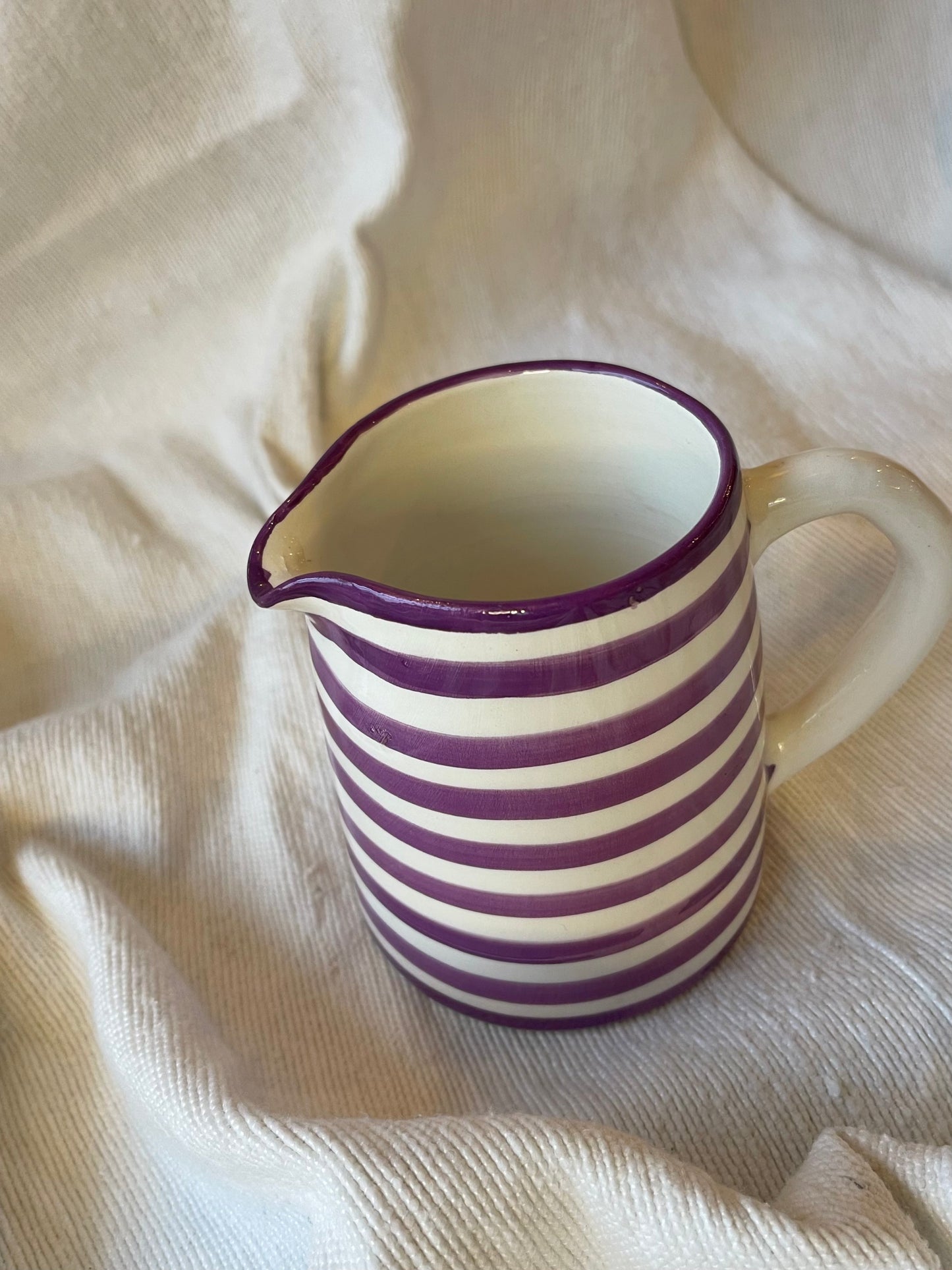 Pichet violet