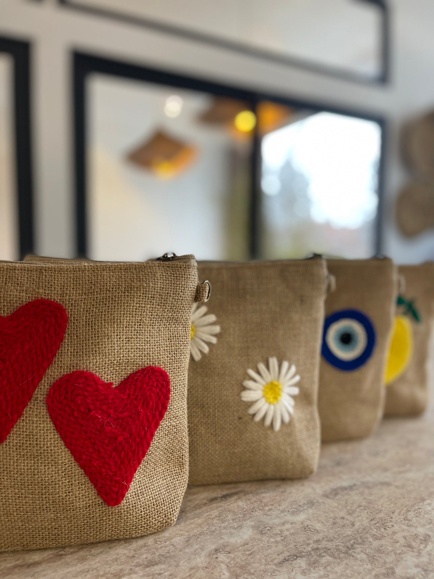 Trousse en Toile de Jute a Motifs
