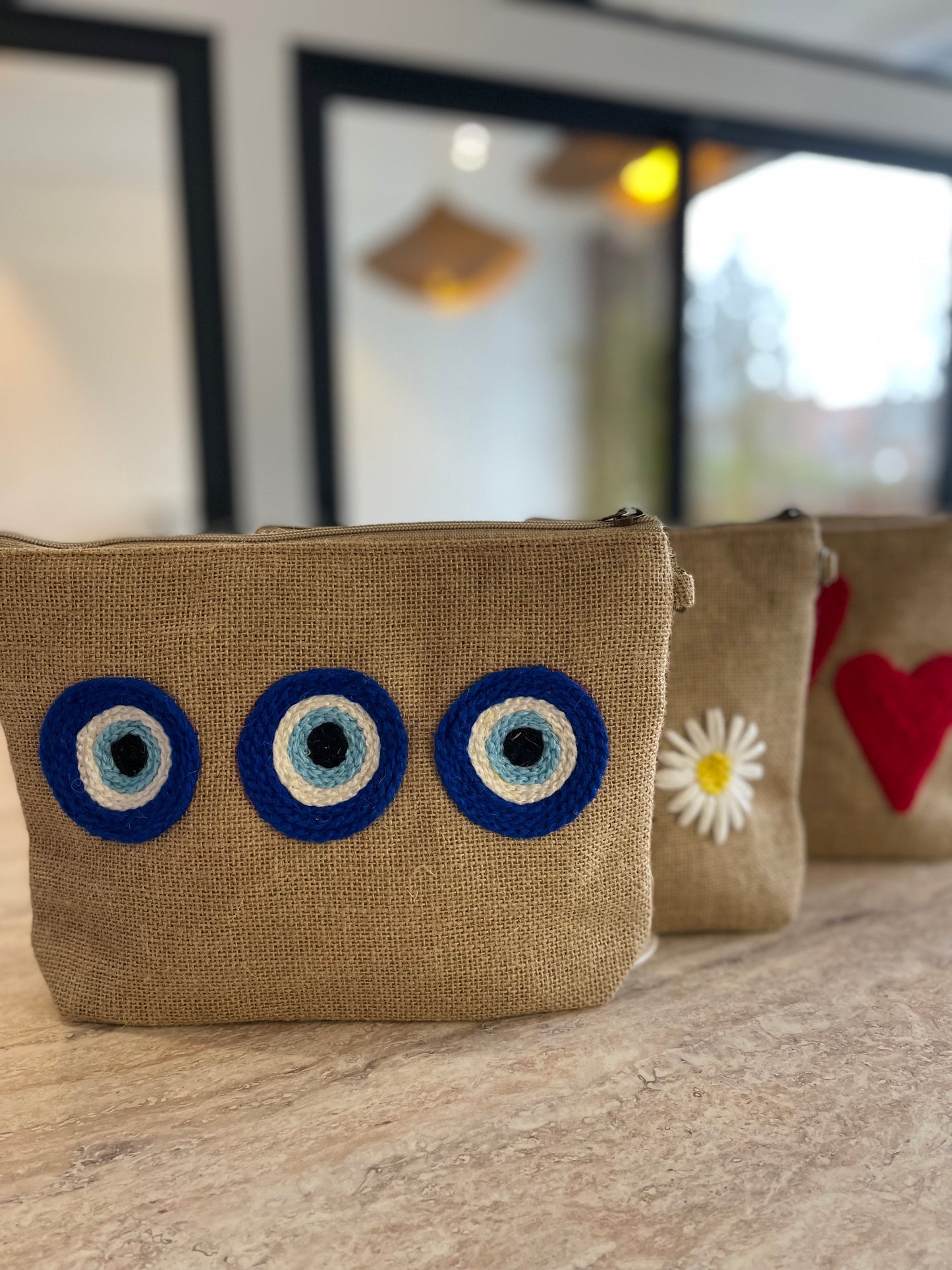 Trousse en Toile de Jute a Motifs