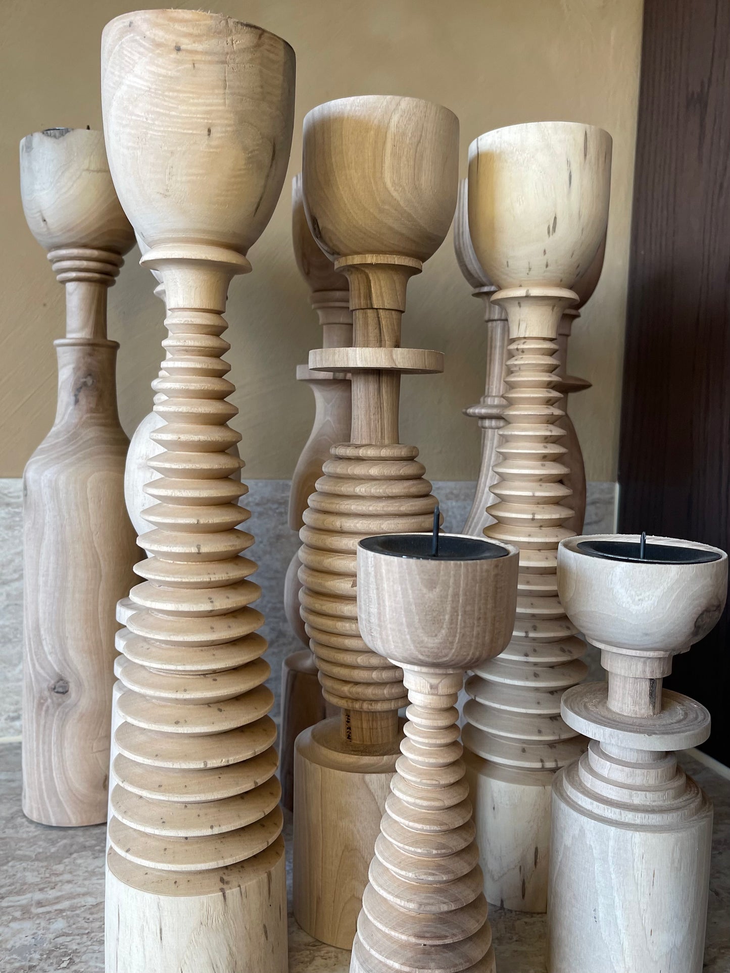 Bougeoirs en bois ASAYL