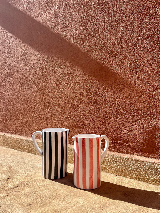 Pichet en terre cuite