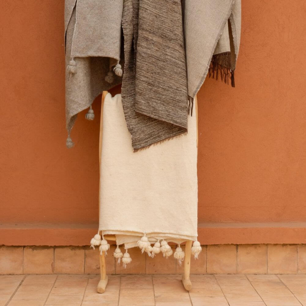 plaid-laine-ecru-berbere-artisanal
