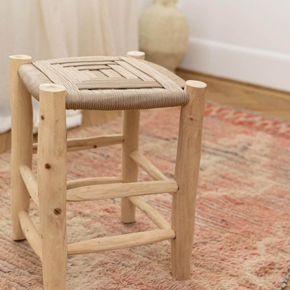tabouret-en-bois-fais-main