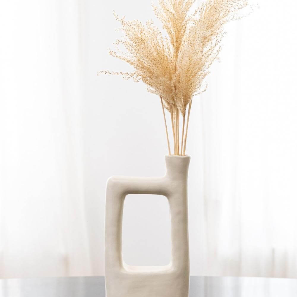 vase-decoratif-forme-organique-blanc